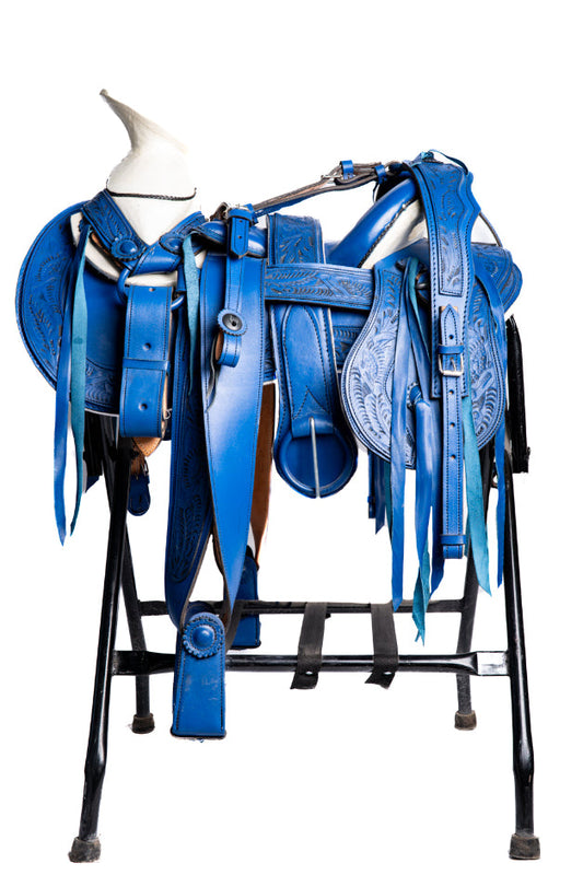 MONTURA DE GUARDA CINCELADAS AZUL COLA DE PATO CON CANTINA Y FUSTE FORRADO NORMAL