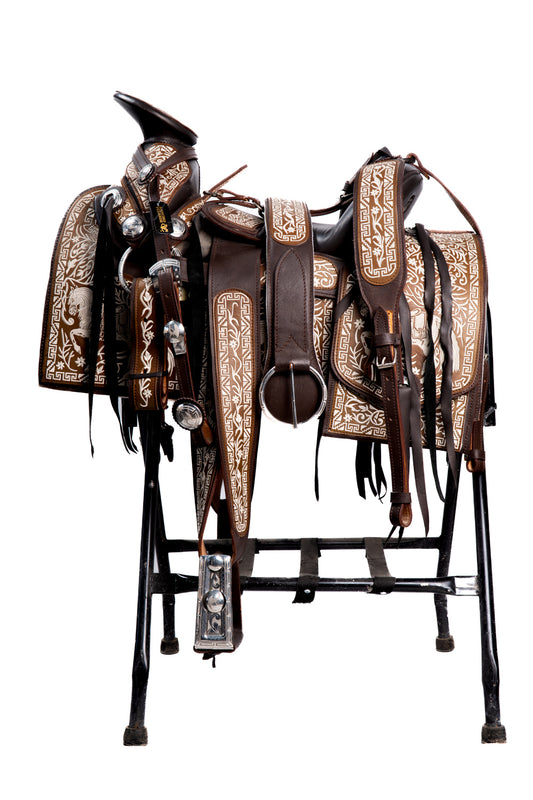 MONTURA BORDADA EN HILO DE ALGODÓN VAQUETA 4 CHOCOLATE C/ HERRAJES CUADRADA