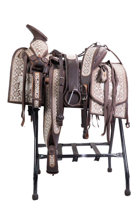 MONTURA BORDADA EN HILO DE ALGODÓN VAQUETA 4 CHOCOLATE S/ HERRAJES CUADRADA