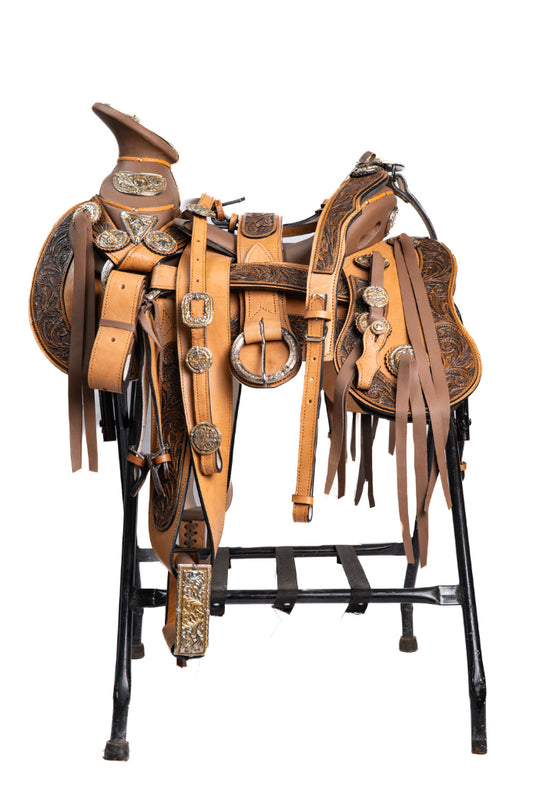 MONTURA COLA DE PATO CON CANTINAS GUARDA CINCELADAS TABACO CON MEDIA GALA Y HERRAJE ZAMAC JOYERO